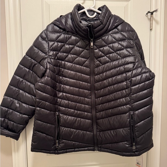NWT Calvin Klein puffer - Picture 2 of 11